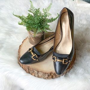 Circa Joan & David Luxe Yelkira Black Pump Shoes 9